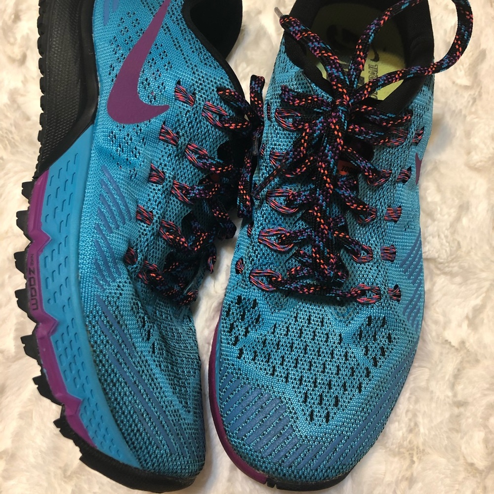 Nike Zoom Kiger 3 Size 6.5